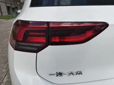 Volkswagen Golf 2020, 61000 км, за 11165.1 USD - фото 20