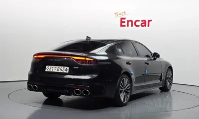 Kia Stinger 2018, 140182 км, за 8336.62 USD