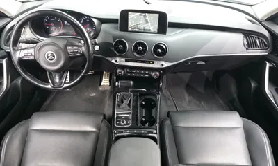 Kia Stinger 2018, 140182 км, за 8336.62 USD - фото 7