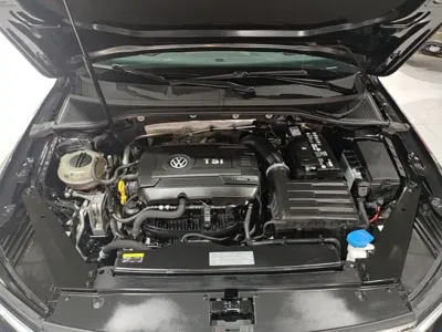 Volkswagen Magotan 2018, 52400 км, за 11433.18 USD - фото 20
