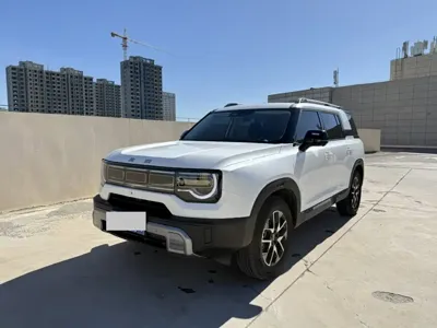 Beijing Off-Road BJ30 2025, 5200 км, за 13419.25 USD
