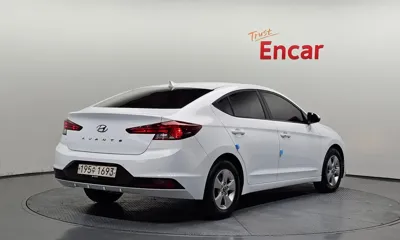 Hyundai Avante 2019, 146052 км, за 5730.28 USD