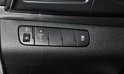 Hyundai Avante 2019, 146052 км, за 5724.7 USD - фото 18