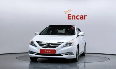 Hyundai Sonata 2014, 174974 км, за 3841.06 USD