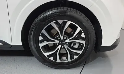 Kia Canival 2023, 72155 км, за 14918.57 USD - фото 21
