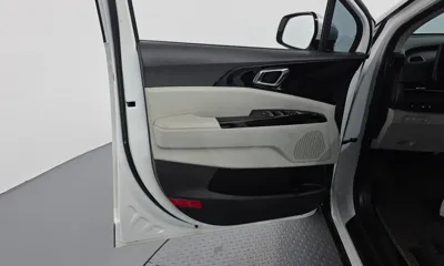 Kia Canival 2023, 72155 км, за 14918.57 USD - фото 24