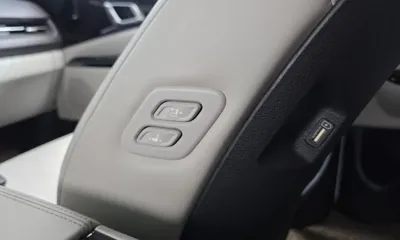 Kia Canival 2023, 72155 км, за 14918.57 USD - фото 28