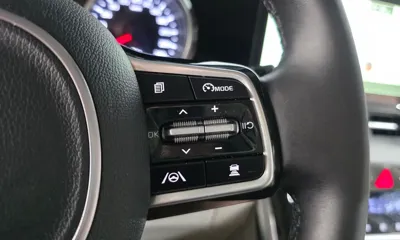 Kia Canival 2023, 72155 км, за 14918.57 USD - фото 31