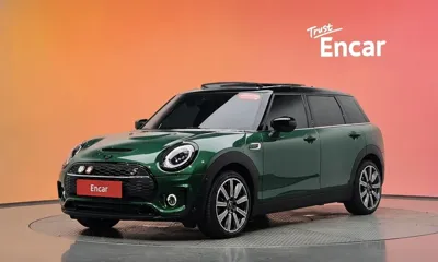 MINI Clubman · 2023 год