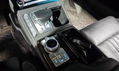Genesis G90 2019, 164996 км, за 17019.85 USD - фото 9