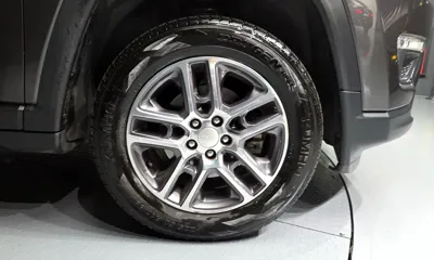Jeep Compass 2020, 49389 км, за 11225.63 USD