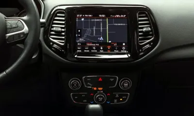 Jeep Compass 2020, 49389 км, за 11225.63 USD - фото 14
