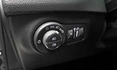 Jeep Compass 2020, 49389 км, за 11225.63 USD - фото 17