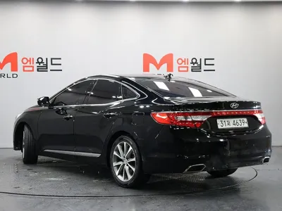 Hyundai Grandeur 2015, 161392 км, за 3807.27 USD