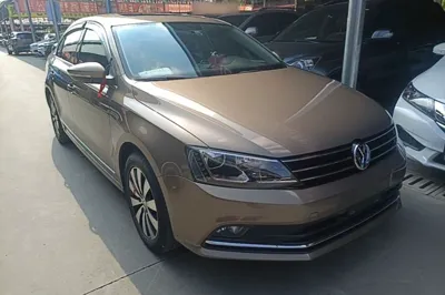 Volkswagen Sagitar 2018, 99900 км, за 7968 USD