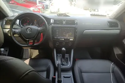 Volkswagen Sagitar 2018, 99900 км, за 7968 USD - фото 12
