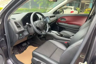 Honda Vezel 2020, 43100 км, за 10819 USD - фото 9