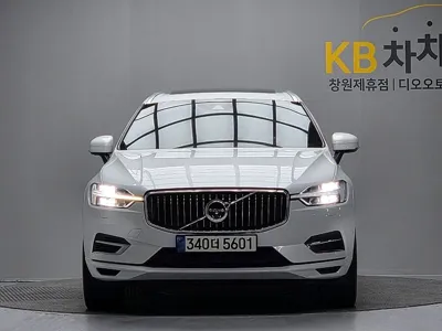 Volvo XC60 2021, 69848 км, за 28093.62 USD