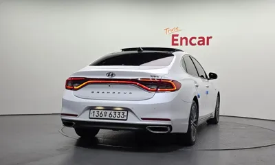 Hyundai Grandeur 2019, 148949 км, за 10744.28 USD