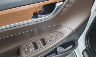 Hyundai Grandeur 2019, 148949 км, за 10744.28 USD - фото 14
