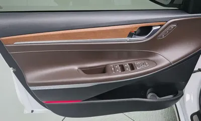 Hyundai Grandeur 2019, 148949 км, за 10744.28 USD - фото 24