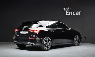 Mercedes-Benz A-Class 2021, 20099 км, за 15302.46 USD