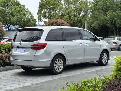 Buick GL8 2017, 65000 км, за 7327.7 USD - фото 6