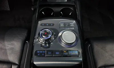 Genesis G90 2022, 72008 км, за 35960.23 USD - фото 9