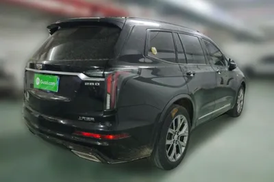 Cadillac XT6 · 2020 год