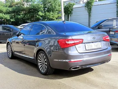 Kia K7 2013, 167291 км, за 2790.79 USD