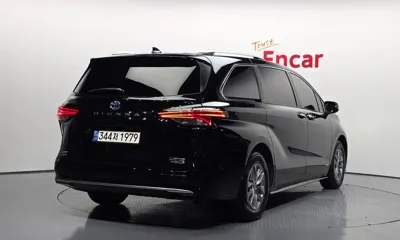 Toyota Sienna 2021, 96507 км, за 27647.7 USD