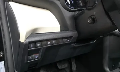 Toyota Sienna 2021, 96507 км, за 27647.7 USD - фото 16