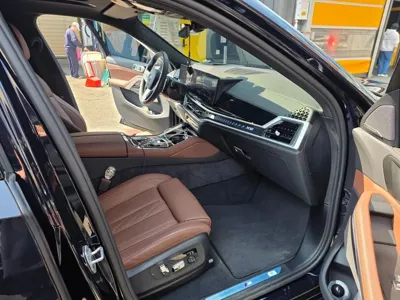 BMW X6 2025, 8704 км, за 47741 USD - фото 6