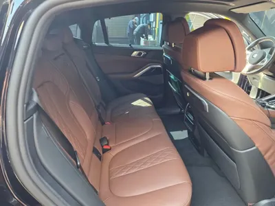 BMW X6 2025, 8704 км, за 47741 USD - фото 7