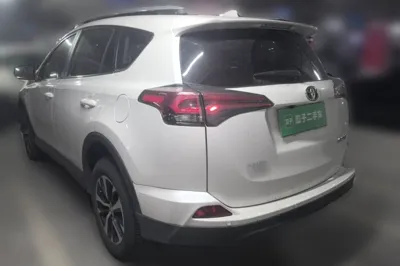 Toyota RAV4 2019, 64600 км, за 13563 USD