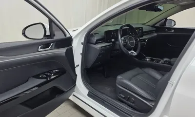 Kia K5 2024, 33327 км, за 18149.9 USD - фото 10