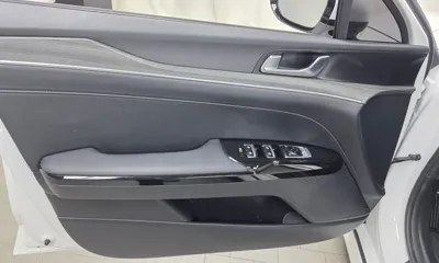 Kia K5 2024, 33327 км, за 18149.9 USD - фото 24