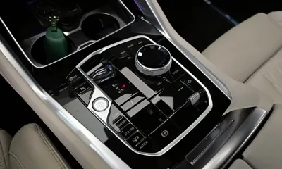 BMW X6 2025, 3461 км, за 85226.29 USD - фото 9