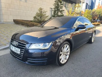 Audi A7 2012, 117809 км, за 5618.72 USD