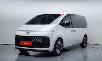 Hyundai Staria · 2023 год
