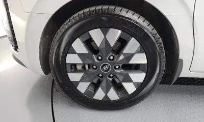 Hyundai Staria 2023, 82391 км, за 19139.06 USD