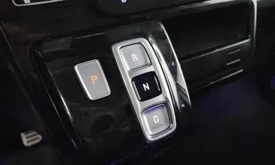 Hyundai Staria 2023, 82391 км, за 19139.06 USD - фото 9