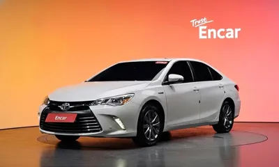 Toyota Camry · 2017 год