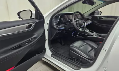 Hyundai Grandeur 2022, 80718 км, за 14798.74 USD - фото 10