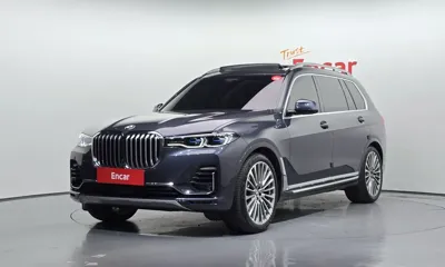 BMW X7 · 2022 год