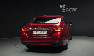 Nissan Altima 2018, 147357 км, за 3903.2 USD