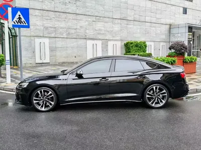 Audi S5 2024, 15000 км, за 52677.02 USD