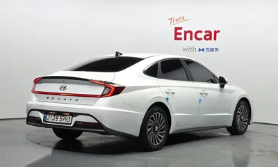 Hyundai Sonata 2021, 85436 км, за 12683.63 USD