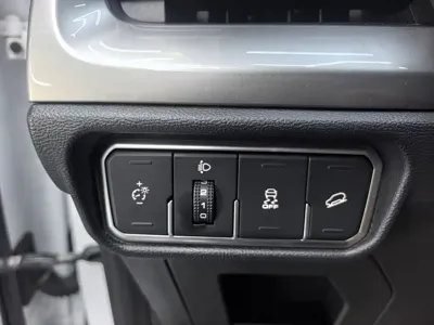 Haval H6 2022, 52000 км, за 10889.86 USD - фото 17