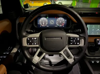 Land Rover Defender 2024, 52500 км, за 56190.1 USD - фото 6